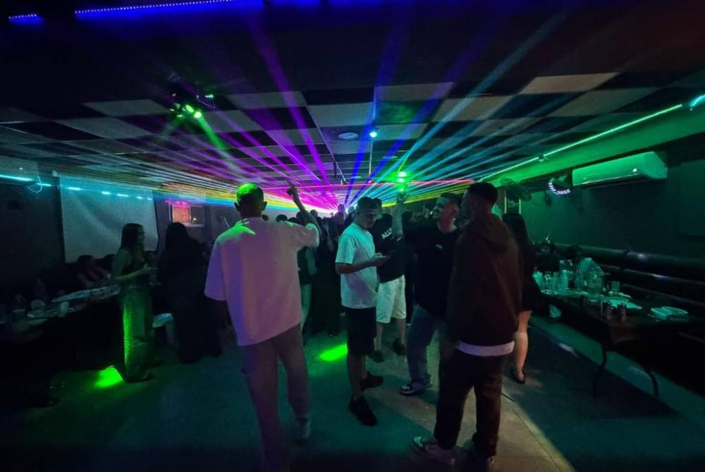 208499 אירועים אצלנו, קינג לופט, וילה  בקריית אתא וילות - Vila 4 U