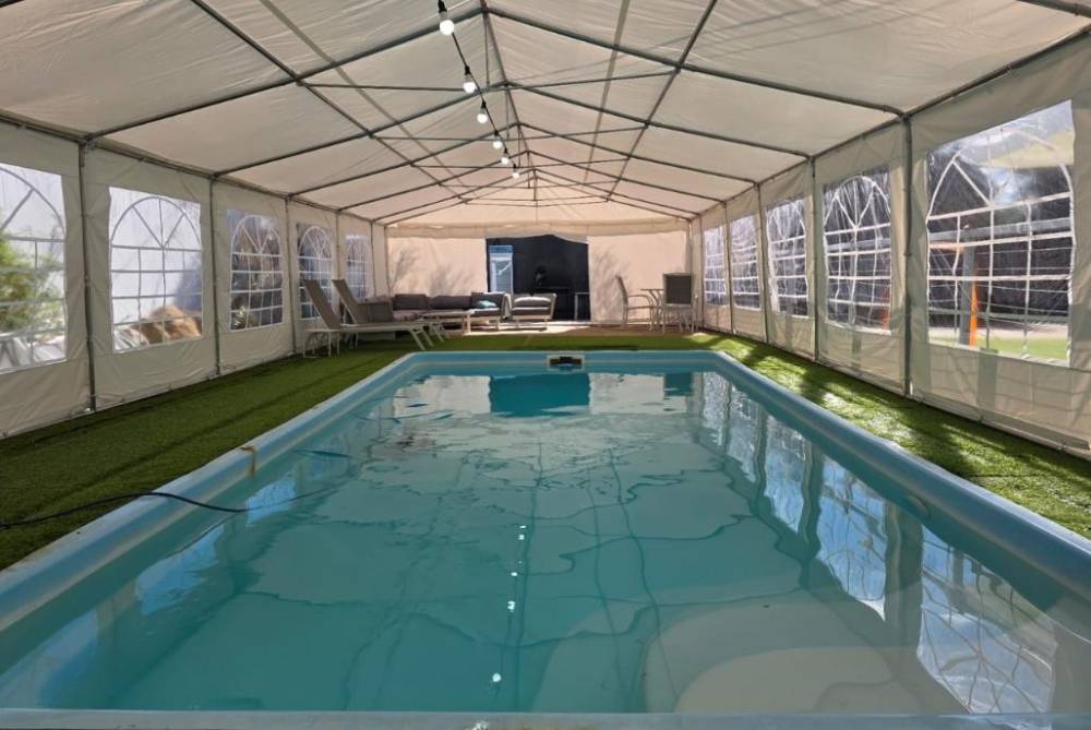 208576 הבריכה בחורף, אחוזת שדות מיכה, וילה  בשדות מיכה וילות - Vila 4 U