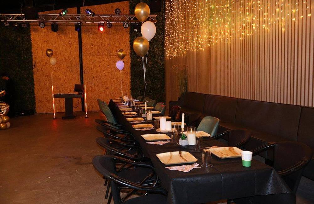 208683 Happy bar – הפי בר, Happy bar - הפי בר, וילה  בנתניה וילות - Vila 4 U