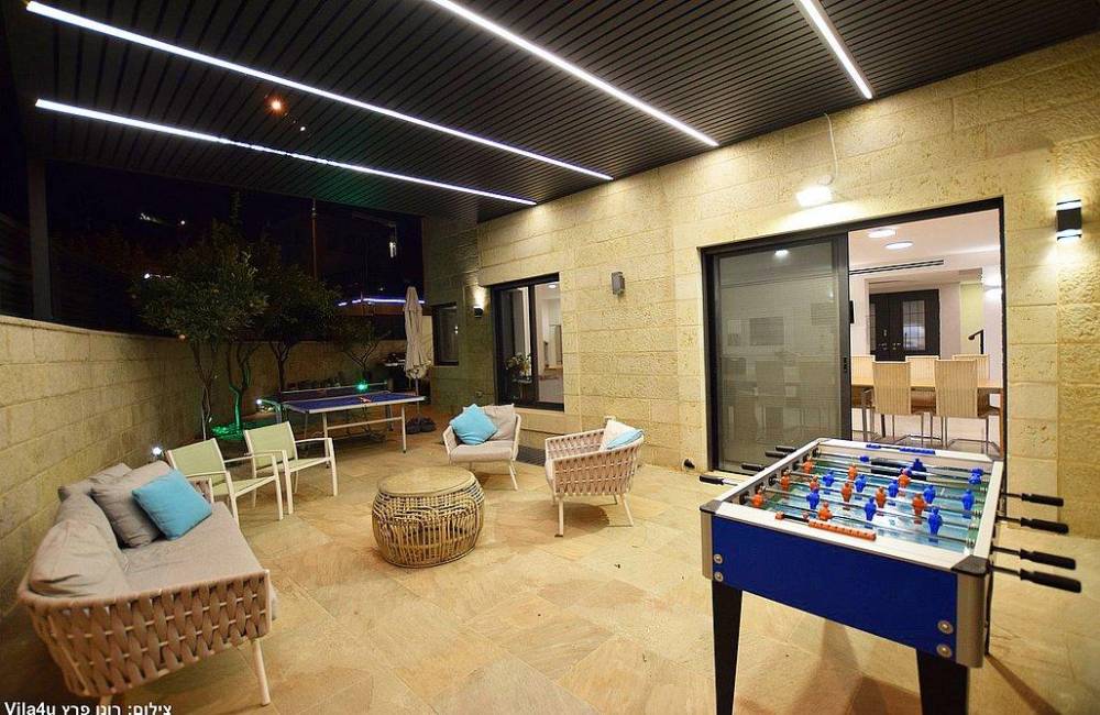 208715 חצר ונוף, וילה נווה שמואל אינדיגו, וילה  בגבעת זאב וילות - Vila 4 U