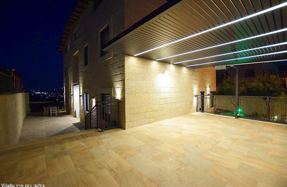 208719 חצר ונוף, וילה נווה שמואל אינדיגו, וילה  בגבעת זאב וילות - Vila 4 U