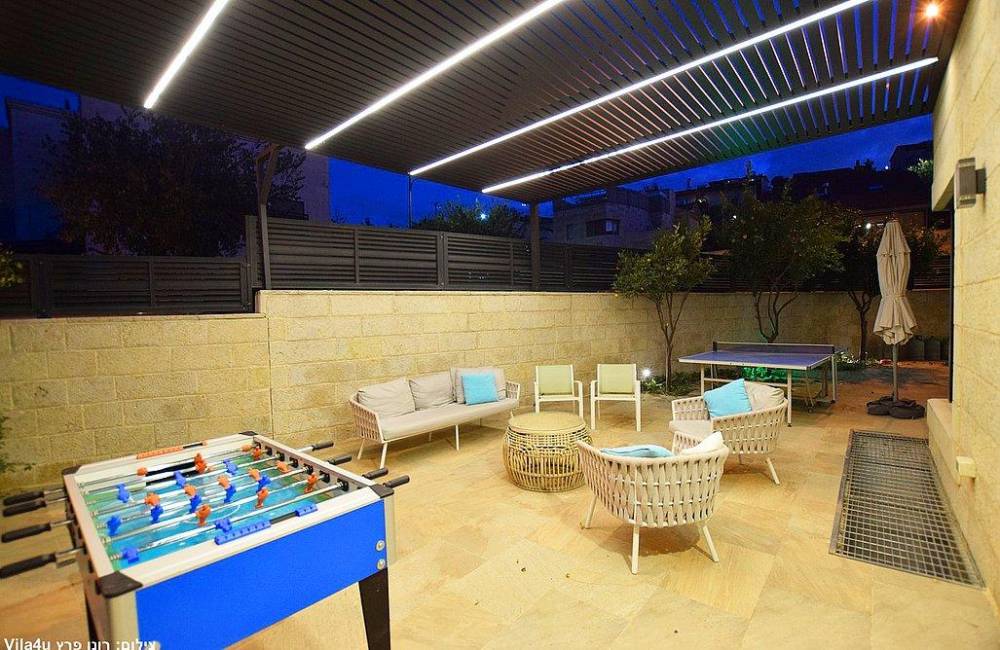 208725 חצר ונוף, וילה נווה שמואל אינדיגו, וילה  בגבעת זאב וילות - Vila 4 U