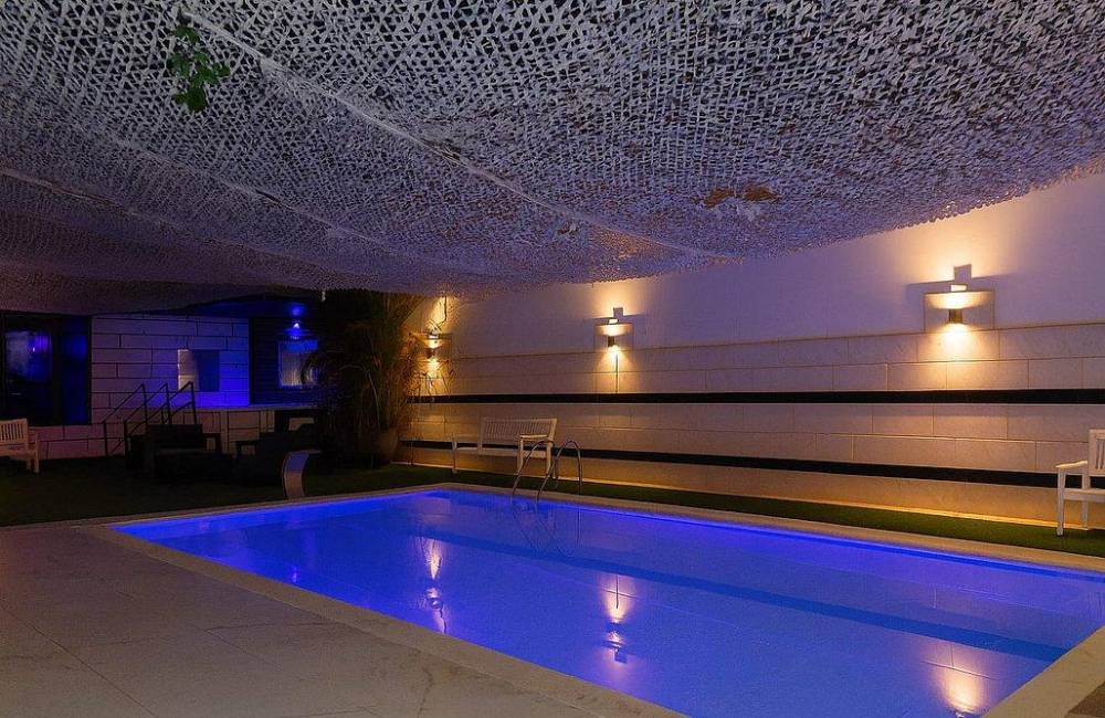 208849 מתחם חיצוני, אחוזת נאיה, וילה  במבשרת ציון וילות - Vila 4 U