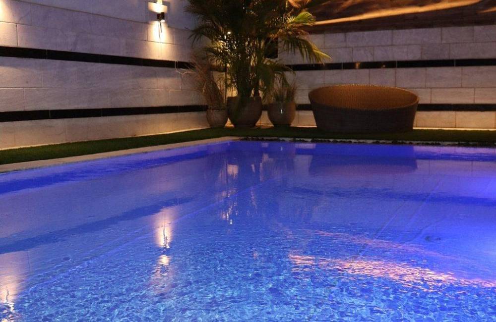 208875 מתחם חיצוני, אחוזת נאיה, וילה  במבשרת ציון וילות - Vila 4 U