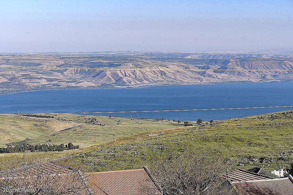 209537 מתחם החוץ המשקיף לכנרת, וילה סלו מול הכנרת, וילה  בנוף כנרת וילות - Vila 4 U