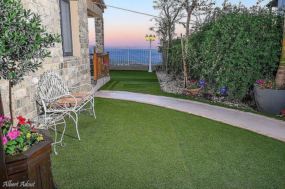 209552 מתחם החוץ המשקיף לכנרת, וילה סלו מול הכנרת, וילה  בנוף כנרת וילות - Vila 4 U