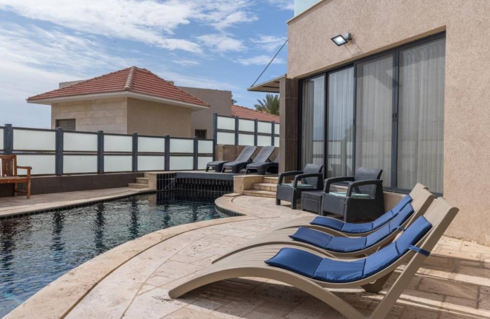 209748 גלרית חוץ, וילה דניאלה, וילה  באילת וילות - Vila 4 U