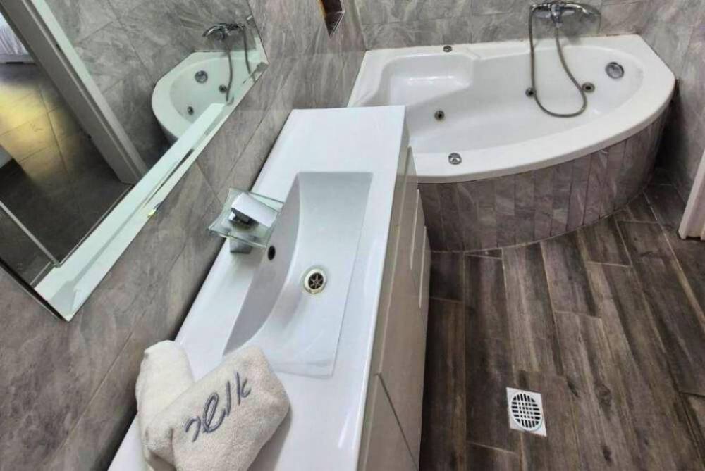 209825 אחוזת אלת הגליל, אחוזת אלת הגליל, וילה  בקרית שמונה וילות - Vila 4 U