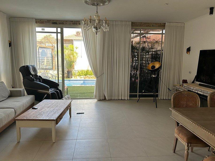 209952 גלריה כללית, סוויטת גן עדן בשרון, וילה  בכפר סבא וילות - Vila 4 U