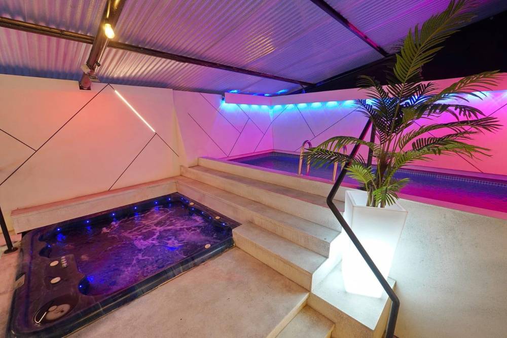 210112 גלריה כללית, מתחם אירוח וויט - White, וילה  בהוד השרון וילות - Vila 4 U