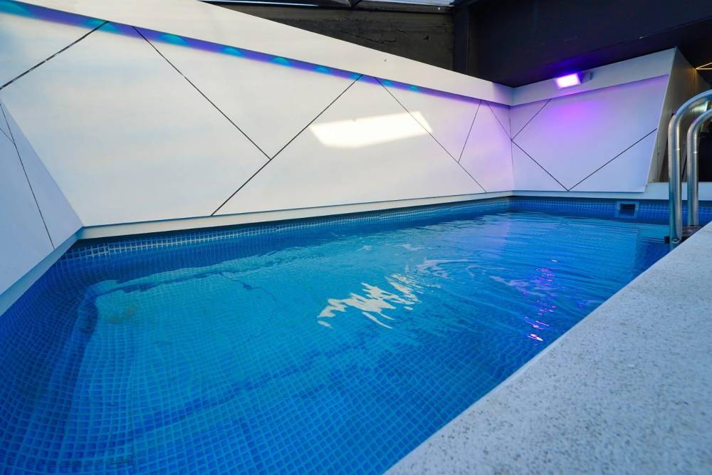 210164 מתחם חיצוני, מתחם אירוח וויט - White, וילה  בהוד השרון וילות - Vila 4 U