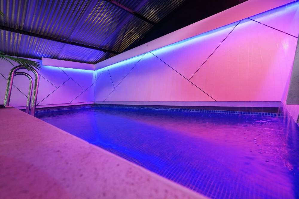 210172 מתחם חיצוני, מתחם אירוח וויט - White, וילה  בהוד השרון וילות - Vila 4 U