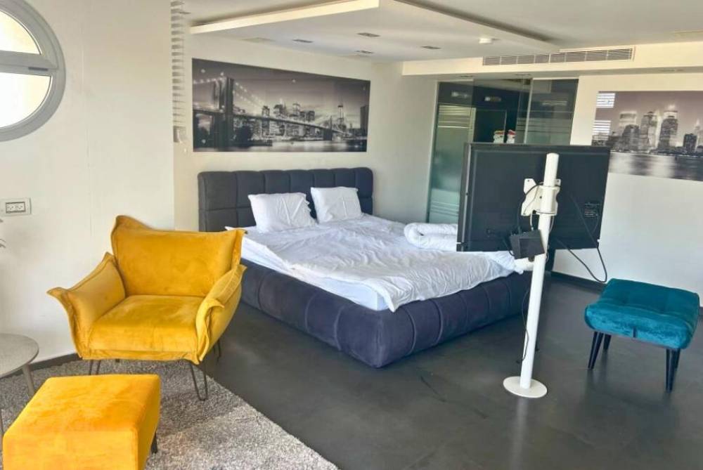 210212 מתחם פנימי, וילה לב הים, וילה  באשדוד וילות - Vila 4 U