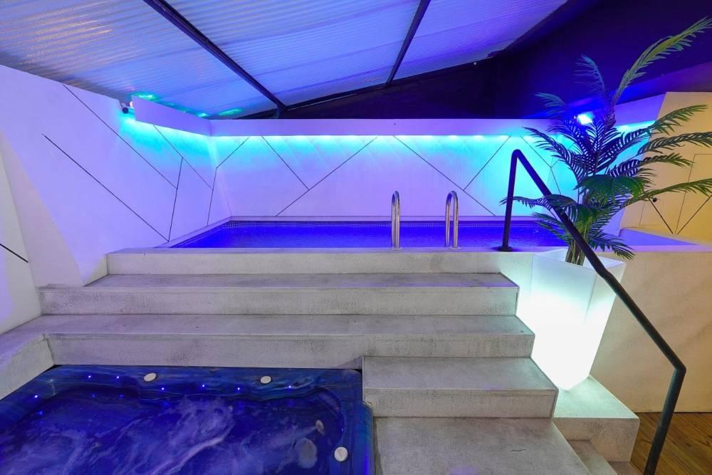 210233 מתחם חיצוני, מתחם האירוח וויט - White, וילה  בהוד השרון וילות - Vila 4 U