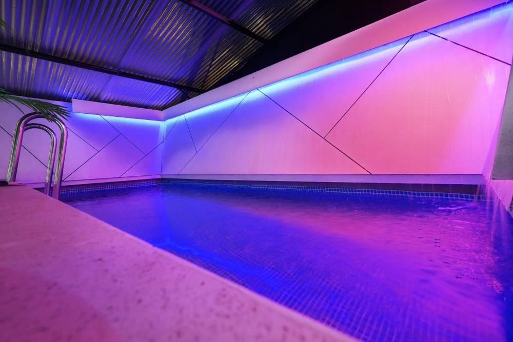 210234 מתחם חיצוני, מתחם האירוח וויט - White, וילה  בהוד השרון וילות - Vila 4 U