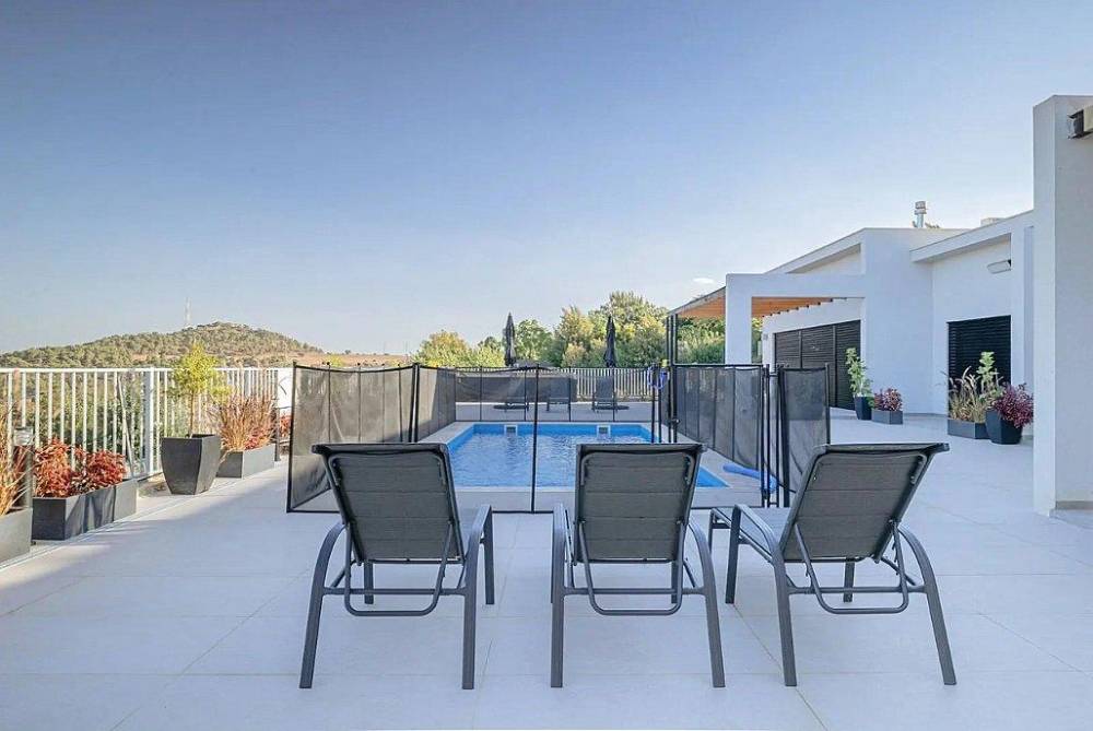 210746 גלרית חוץ, אחוזת גפנים, וילה  ברמות נפתלי וילות - Vila 4 U