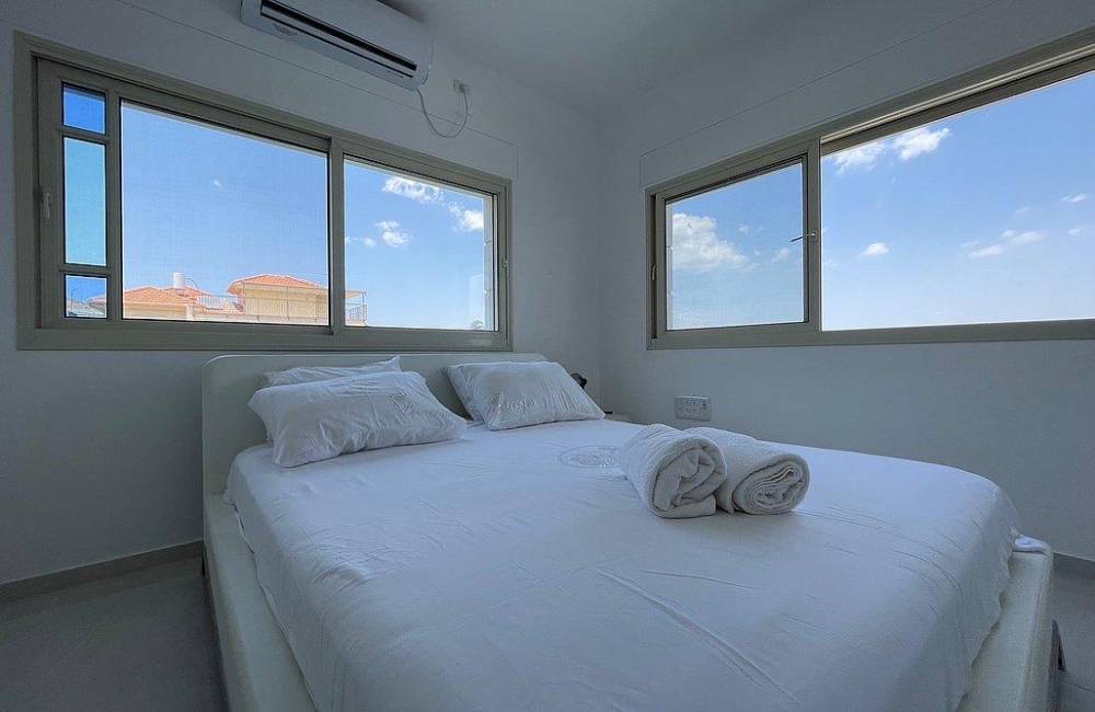 211144 וילה לבנה יבנאל, וילה לבנה יבנאל, וילה  ביבנאל וילות - Vila 4 U