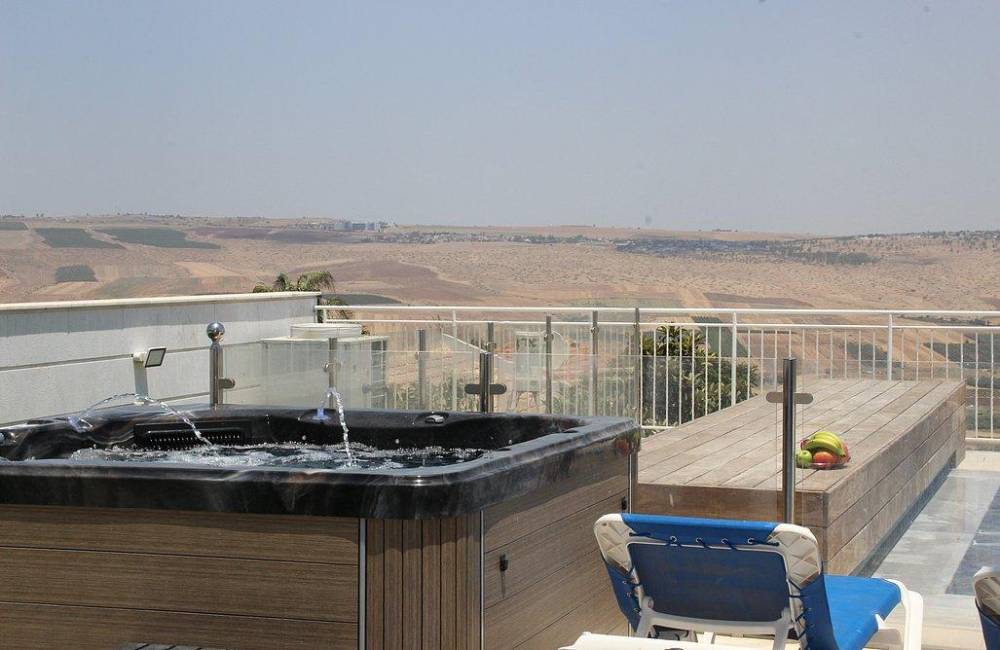 211150 וילה לבנה יבנאל, וילה לבנה יבנאל, וילה  ביבנאל וילות - Vila 4 U