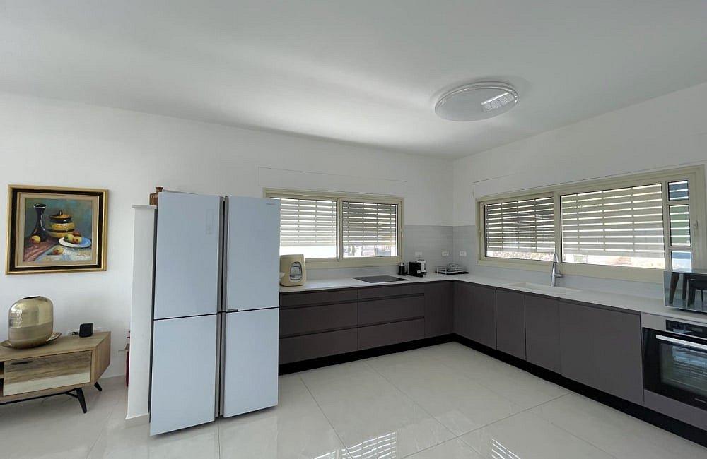 211167 גלרית פנים, וילה לבנה יבנאל, וילה  ביבנאל וילות - Vila 4 U