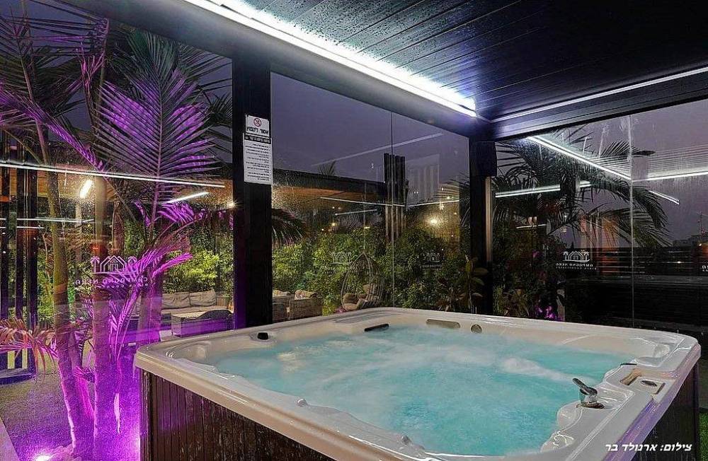 211444 גלריה כללית, אחוזת קמפניה נירה - Campagna Nera, וילה  בירכא וילות - Vila 4 U