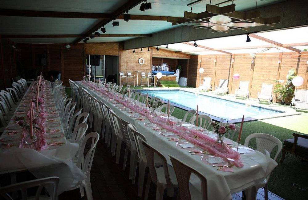 212215 אירועים במתחם, קסם בבוסתן, וילה  בבוסתן הגליל וילות - Vila 4 U