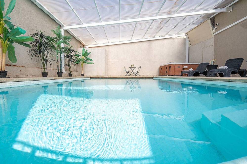 212278 מתחם מקורה בריכה וג'קוזי, אחוזת גליל, וילה  בספסופה וילות - Vila 4 U