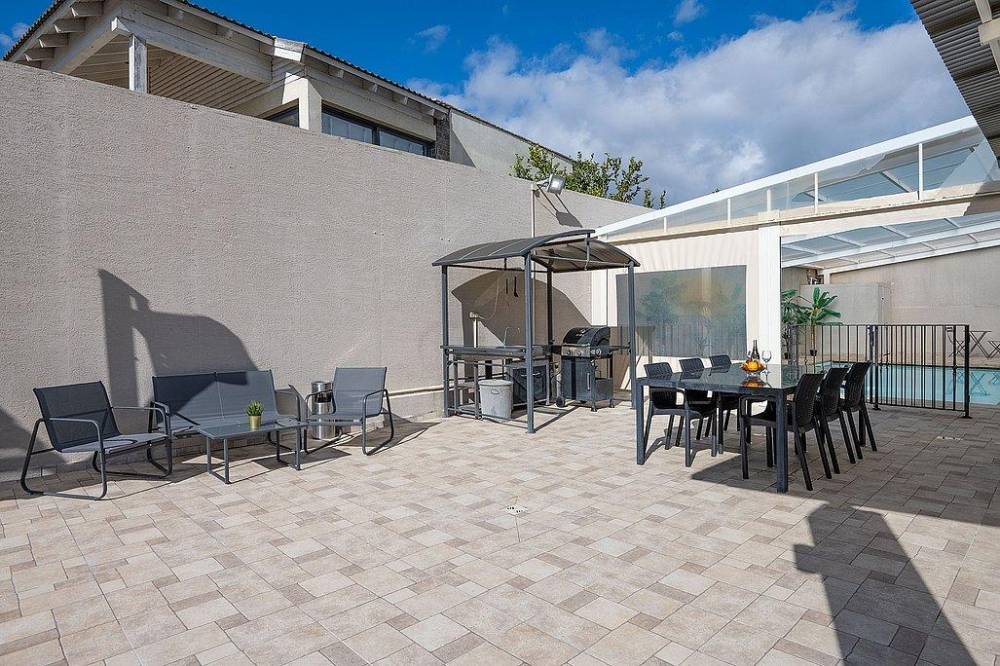 212344 מתחם החצר, אחוזת גליל, וילה  בספסופה וילות - Vila 4 U