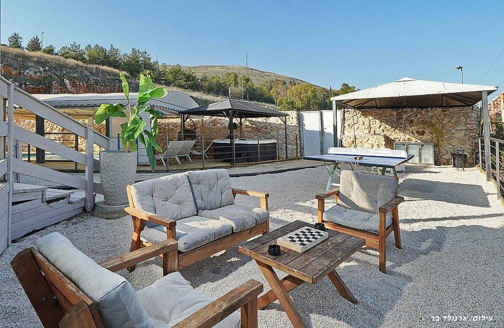 212441 גלרית חוץ, וילה טופנגה, וילה  בנוף כנרת וילות - Vila 4 U