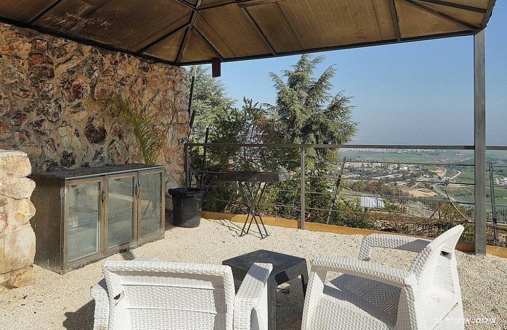 212442 גלרית חוץ, וילה טופנגה, וילה  בנוף כנרת וילות - Vila 4 U