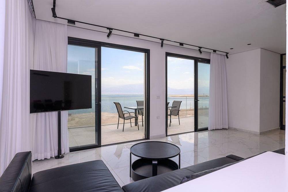 212646 פנים הוילה והיחידות, וילה לה מר - La Mer, וילה  בים המלח וילות - Vila 4 U