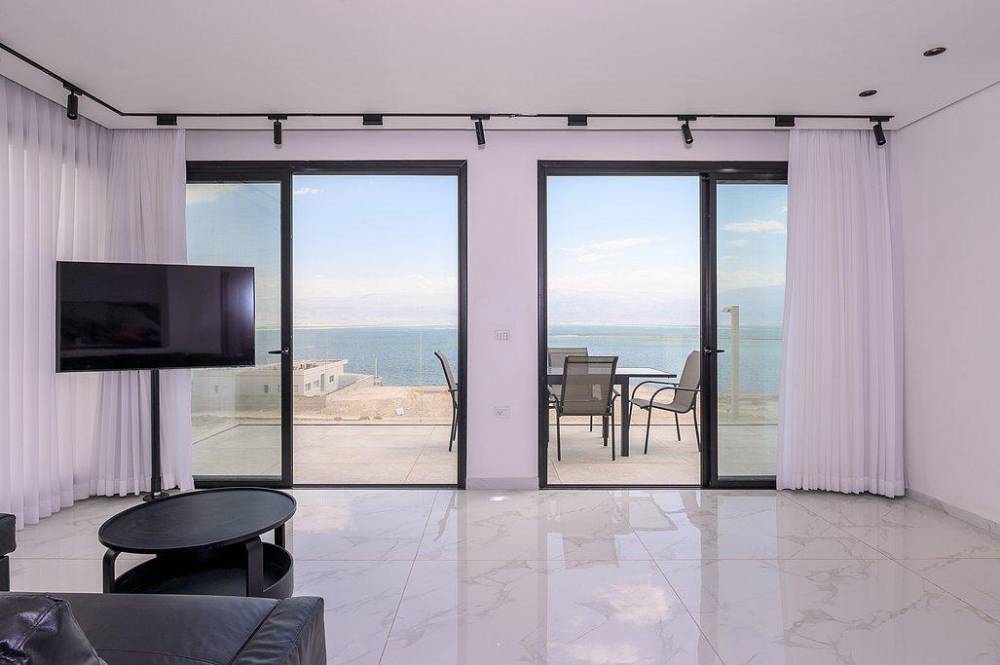 212647 פנים הוילה והיחידות, וילה לה מר - La Mer, וילה  בים המלח וילות - Vila 4 U