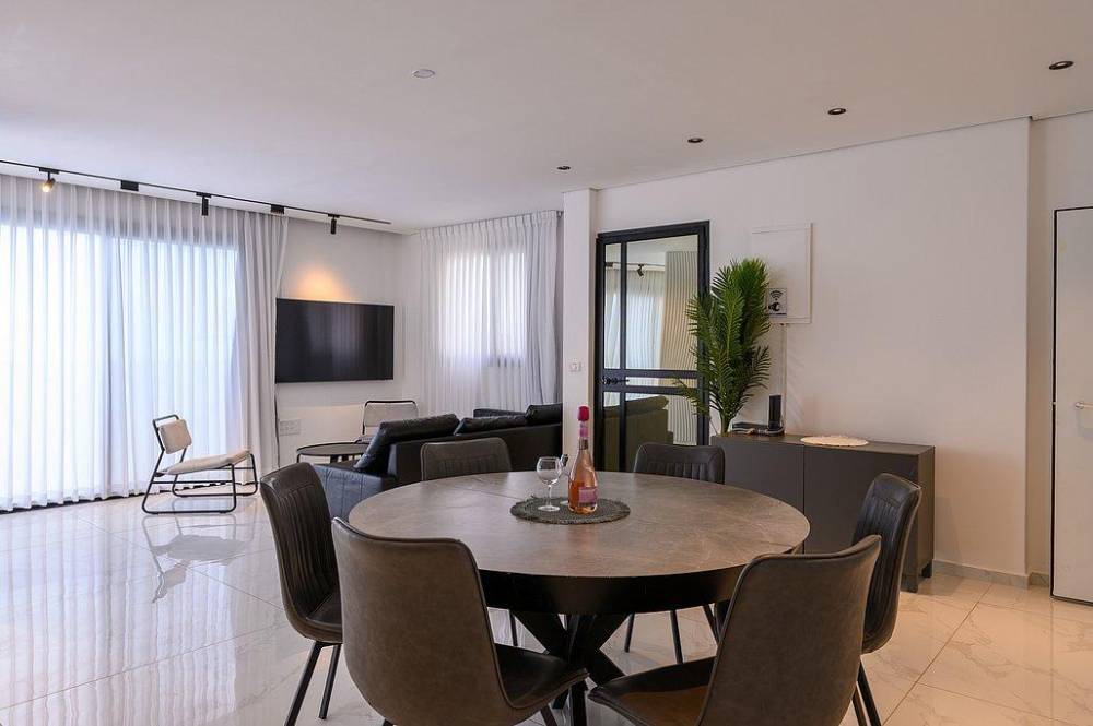 212659 פנים הוילה והיחידות, וילה לה מר - La Mer, וילה  בים המלח וילות - Vila 4 U