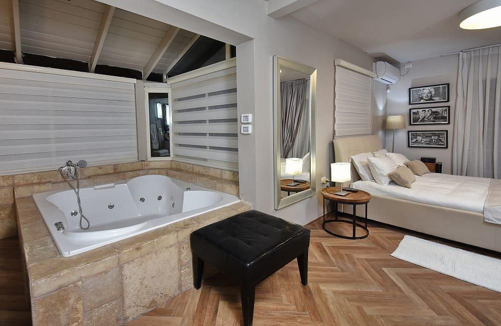 213332 גלריה כללית, וילה מצפה הוד, וילה  בפוריה כפר עבודה וילות - Vila 4 U