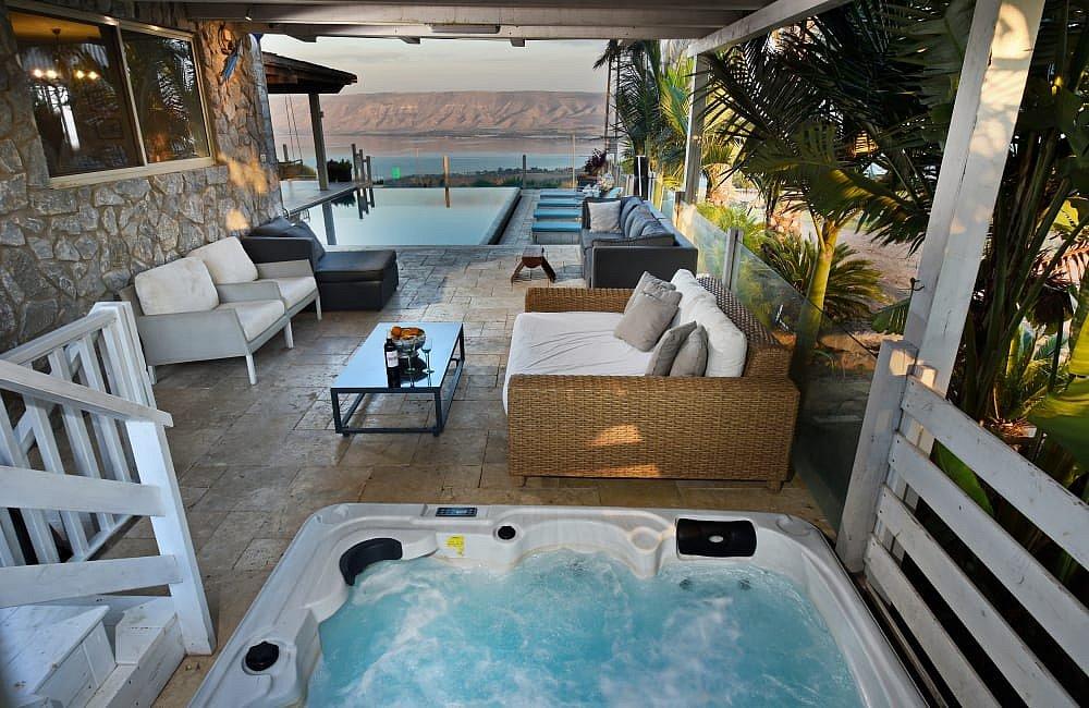 213399 גלרית חוץ, וילה מצפה הוד, וילה  בפוריה כפר עבודה וילות - Vila 4 U