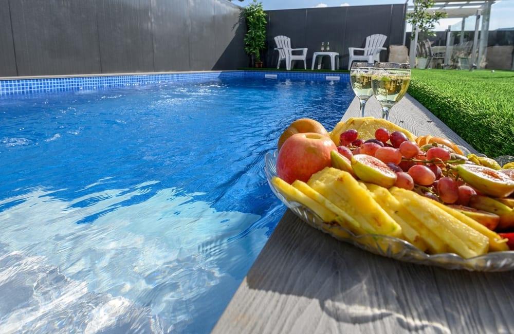 213500 וילה דיאמנטה - בריכה והחצר, וילה דיאמנטה, וילה  בספסופה וילות - Vila 4 U