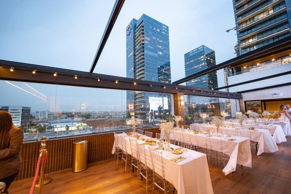 215142 אירועים והפקות, קינג ג'ורג' - מתחם אירועים, וילה  בפתח תקווה וילות - Vila 4 U