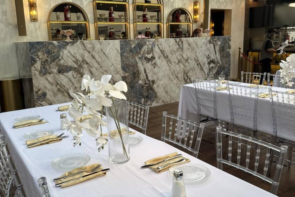 215144 אירועים והפקות, קינג ג'ורג' - מתחם אירועים, וילה  בפתח תקווה וילות - Vila 4 U