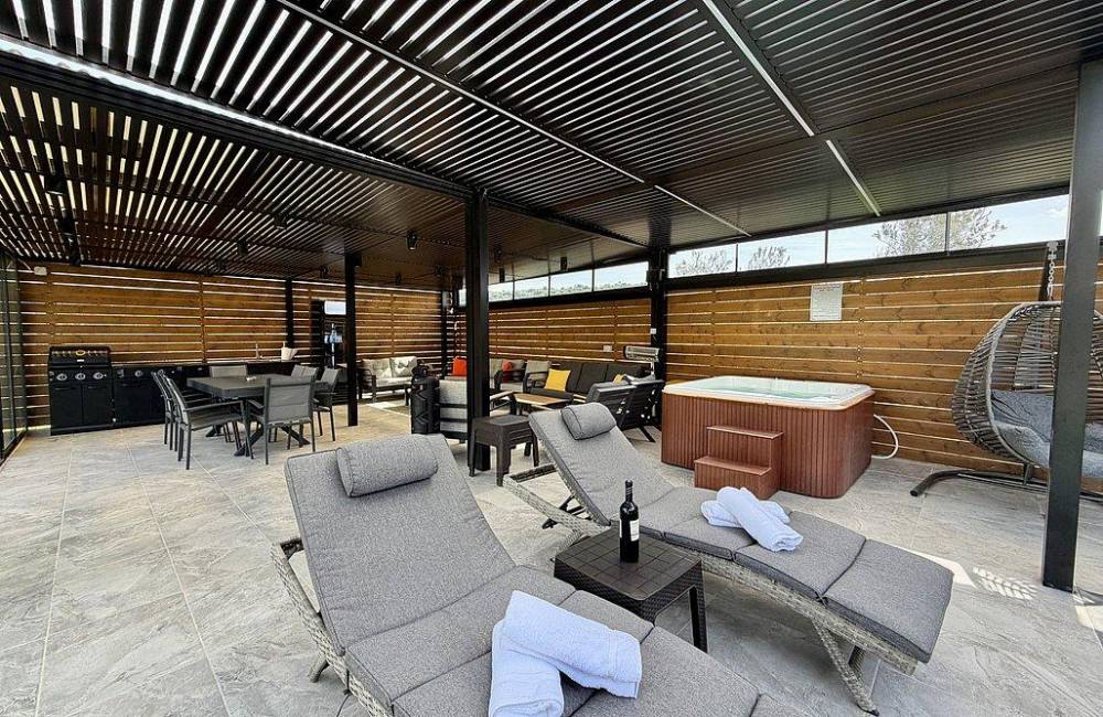 215193 גלריה כללית, וילה אדינביל בגליל, וילה  בירכא וילות - Vila 4 U