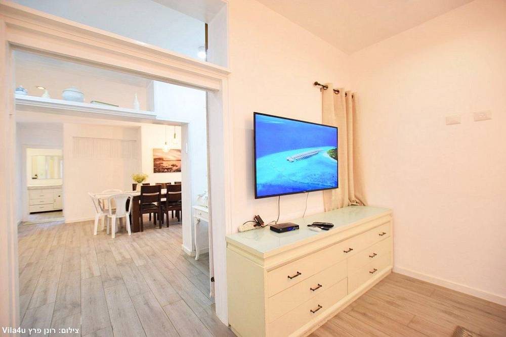 215312 פנים הוילה והחדרים, ויליג' קומפלקס ריזורט, וילה  בניר בנים וילות - Vila 4 U