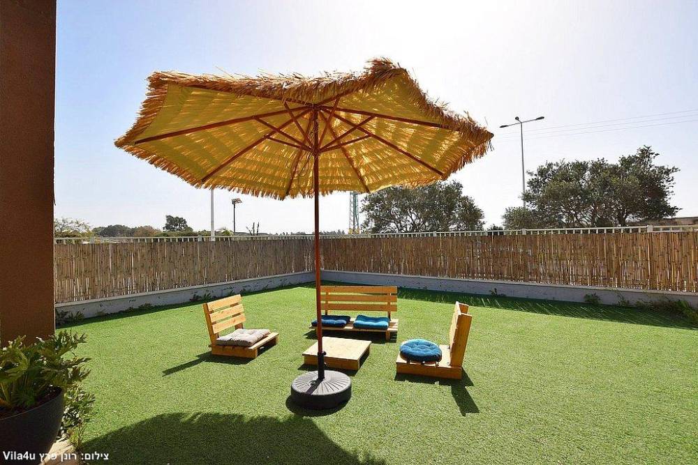 215406 המתחם החיצוני, גולד לופט, וילה  בחדרה וילות - Vila 4 U