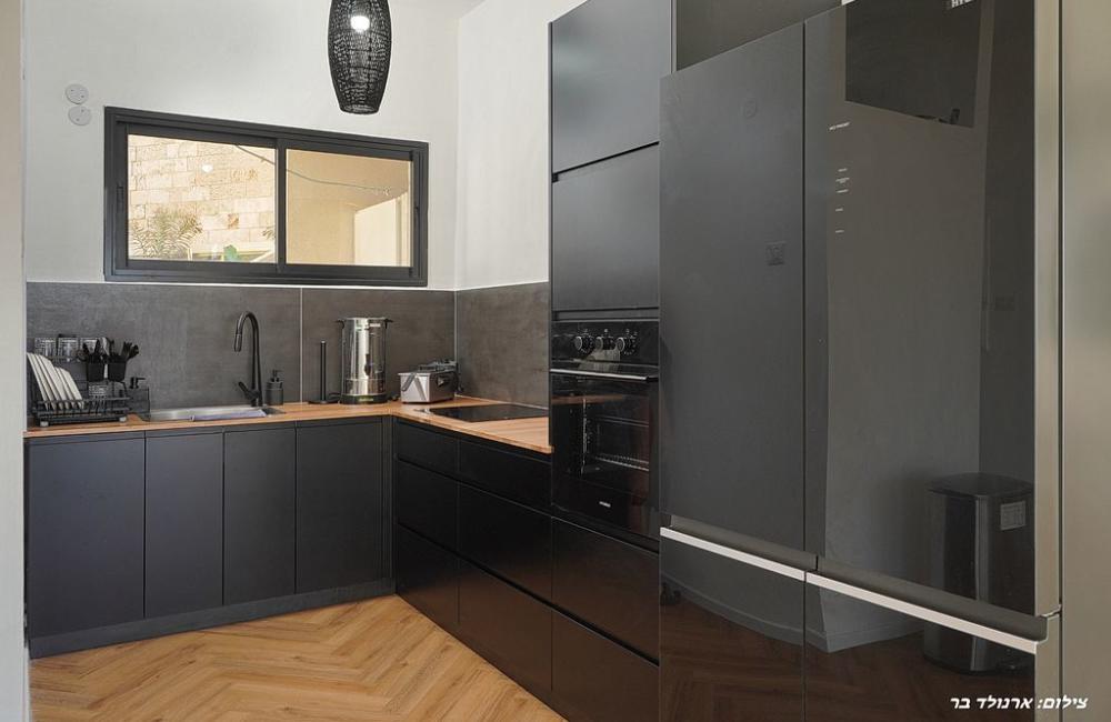 216865 גלרית פנים, וילת צוקי ים, וילה  בנתניה וילות - Vila 4 U