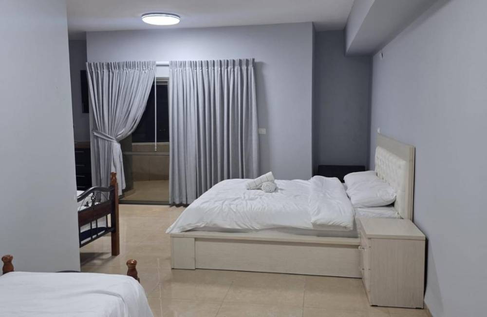 217915 גלרית כללית, וילה קינג בוטיק, וילה  בירכא וילות - Vila 4 U