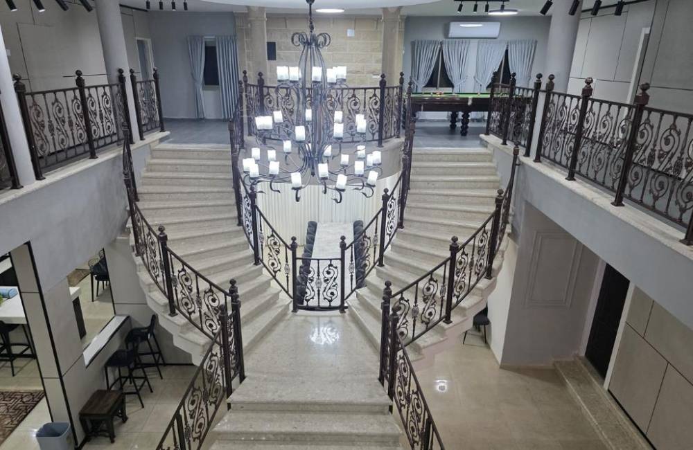 217933 גלרית כללית, וילה קינג בוטיק, וילה  בירכא וילות - Vila 4 U