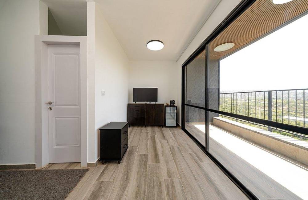 218551 חדרים מטבח וחדר אוכל, אחוזת נוף ים, וילה  בירכא וילות - Vila 4 U