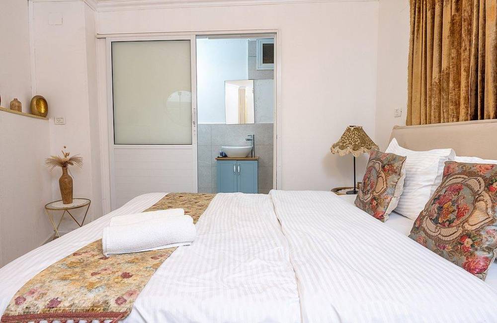 218682 גלריה כללית, וילה ספא ריש, וילה  בירכא וילות - Vila 4 U