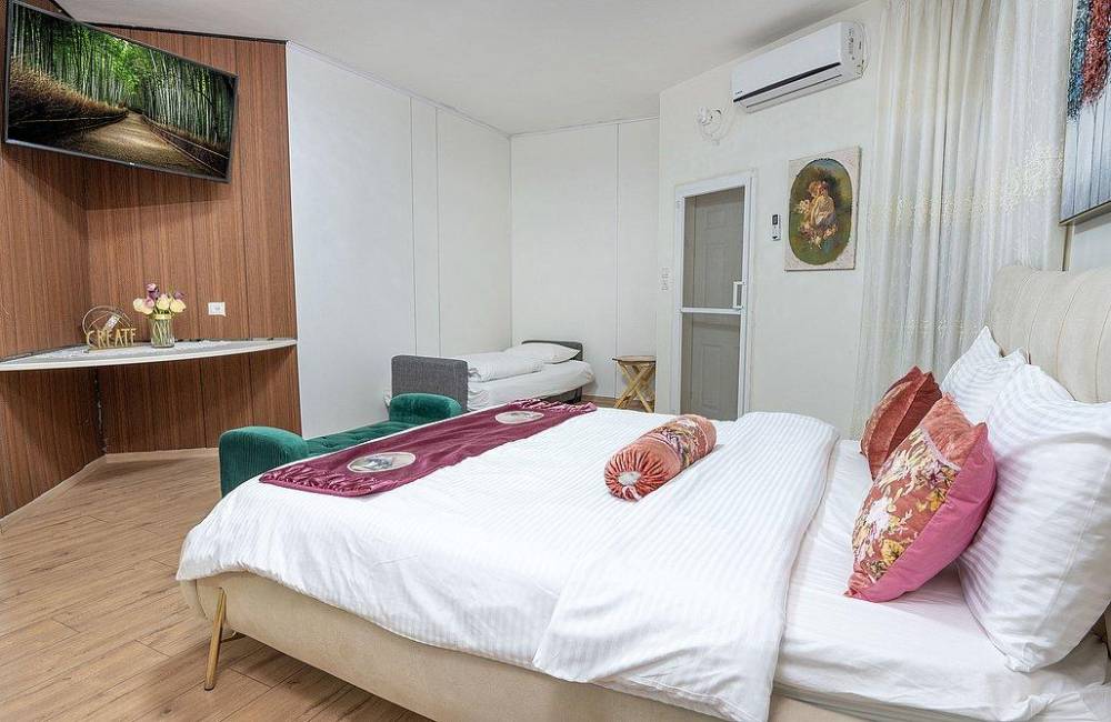 218786 מתחם פנימי, וילה ספא ריש, וילה  בירכא וילות - Vila 4 U