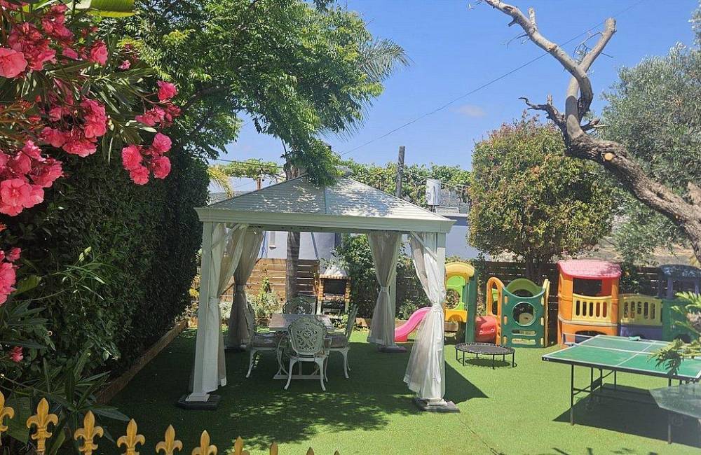 218825 מתחם חיצוני, וילה ספא ריש, וילה  בירכא וילות - Vila 4 U