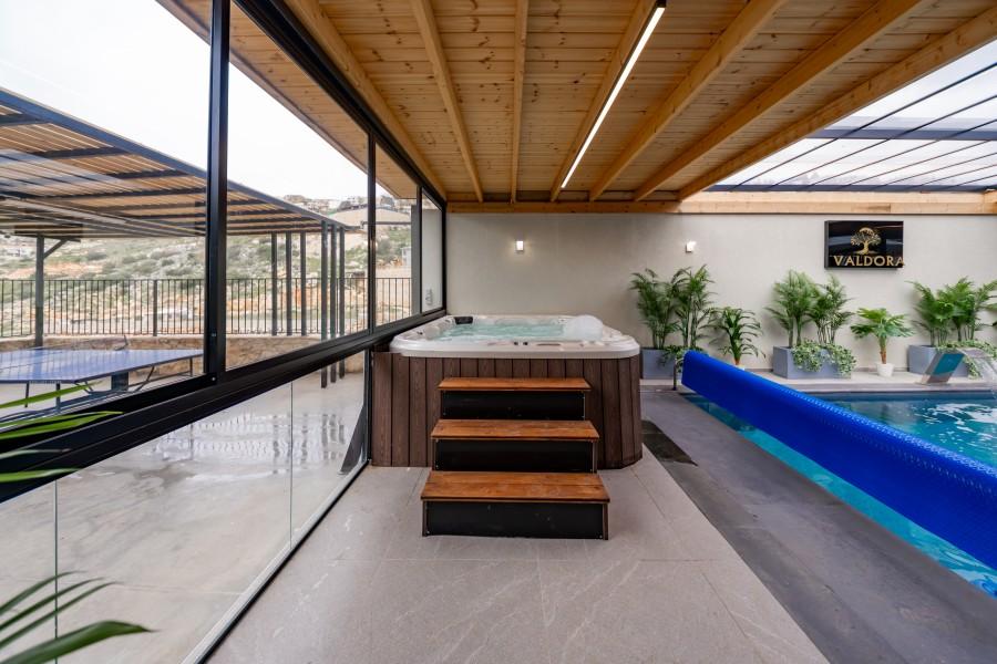 218881 גלריה כללית, ולדורה בוטיק - Valdora Boutique, וילה  בירכא וילות - Vila 4 U