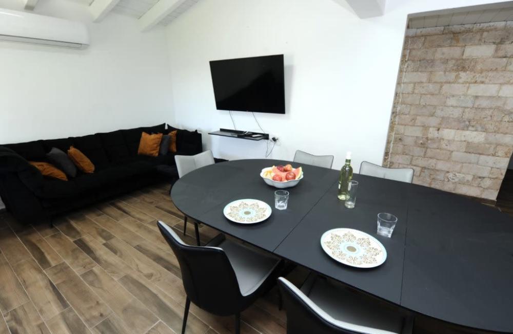 219044 סוויטה משפחתית גדולה, אחוזת מרלו - MERLOT, וילה  בדלתון וילות - Vila 4 U