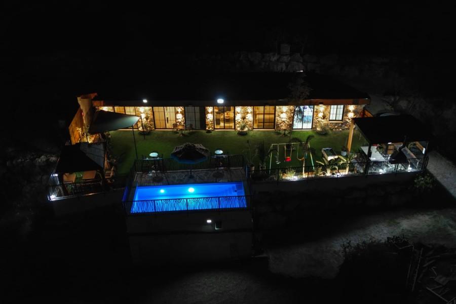 219268 גלריה כללית, סוויטות על הפסגה, וילה  בירכא וילות - Vila 4 U